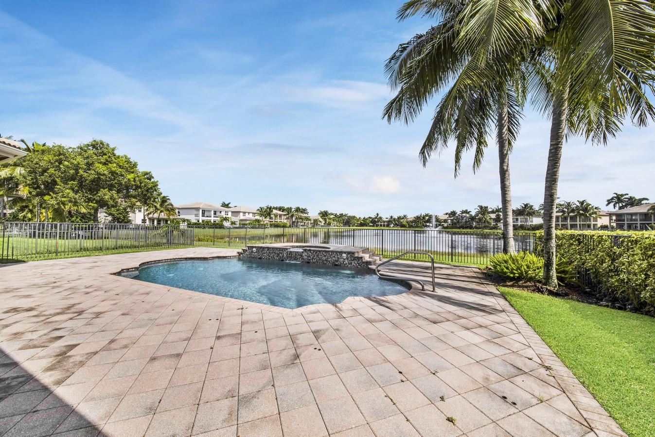10908 Sunset Ridge Circle Boynton Beach, FL 33473 - Photo 34 of 75 Pool