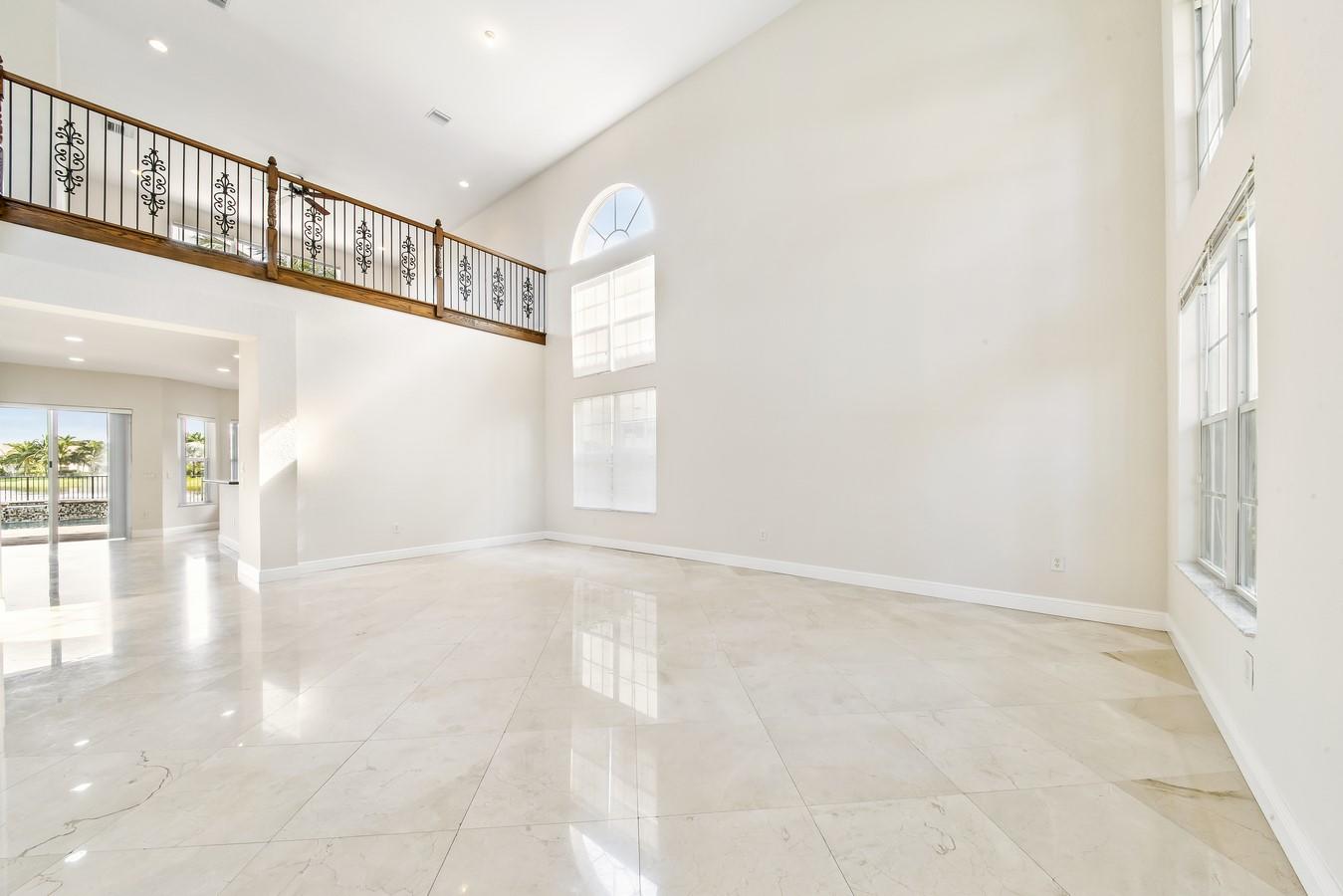 10908 Sunset Ridge Circle Boynton Beach, FL 33473 - Photo 5 of 75 Dining Area