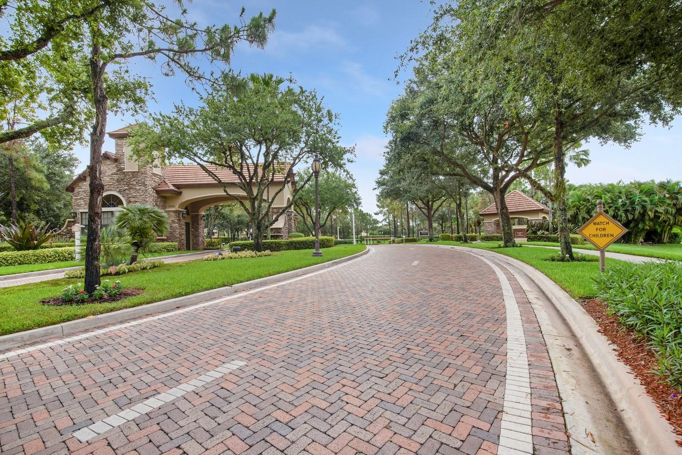 10908 Sunset Ridge Circle Boynton Beach, FL 33473 - Photo 75 of 75 Gated Community