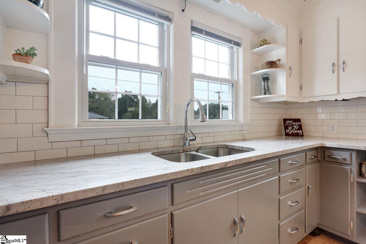 510 Tigerville Road Travelers Rest, SC 29690 - Photo 8 of 36 Gallery Image 8