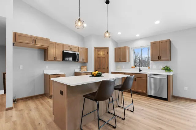 $419,900 | N9292 Constellation Drive, Appleton, WI 54915