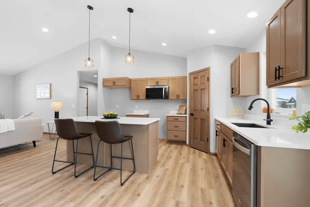 $419,900 | N9292 Constellation Drive, Appleton, WI 54915