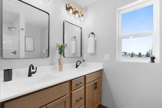 $419,900 | N9292 Constellation Drive, Appleton, WI 54915