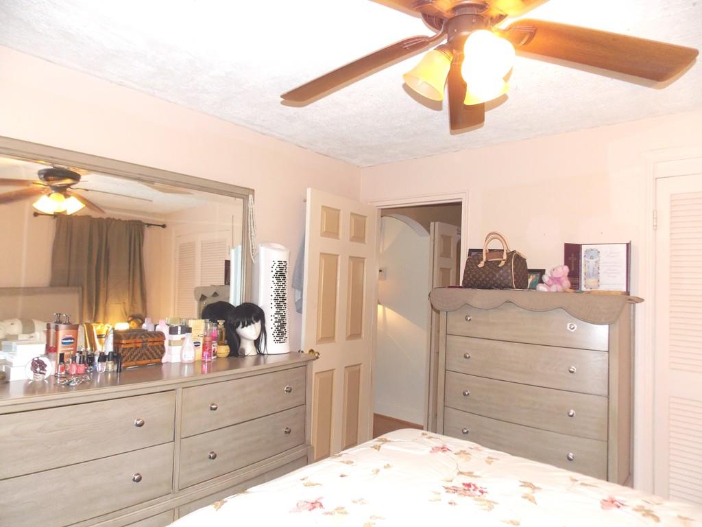 24 Ayles Road Boston, MA 02136 - Photo 6 of 11 Gallery Image 6