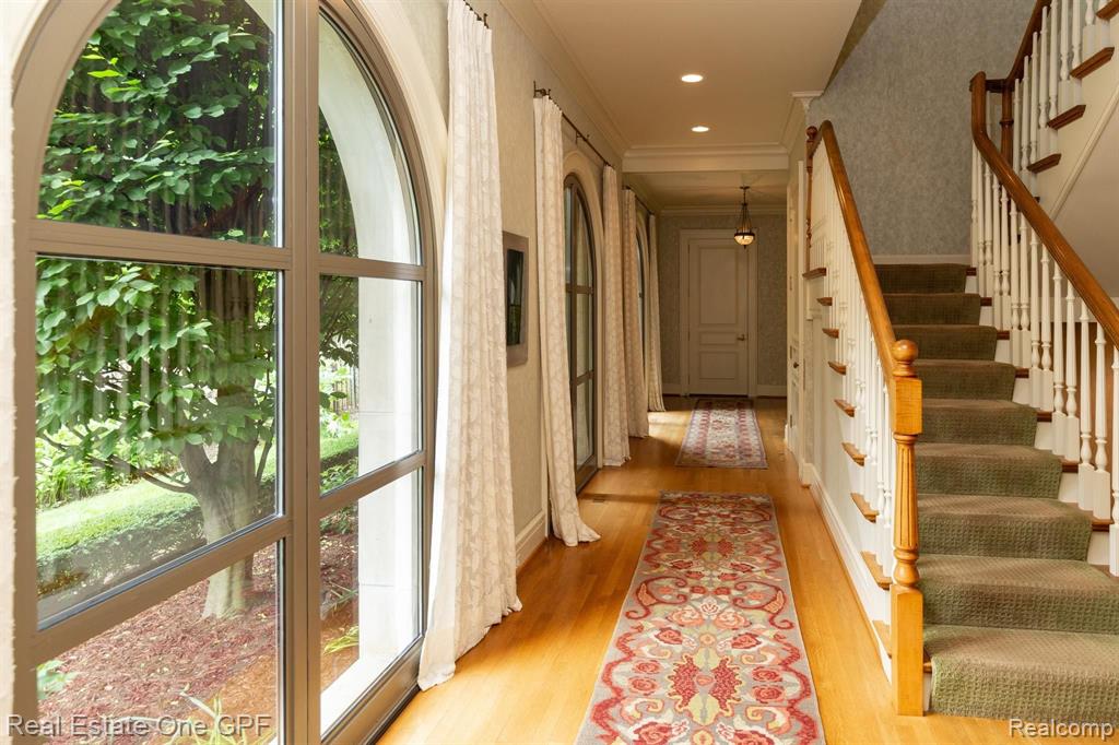 992 Lake Shore Road Grosse Pointe Shores, MI 48236 - Photo 29 of 59