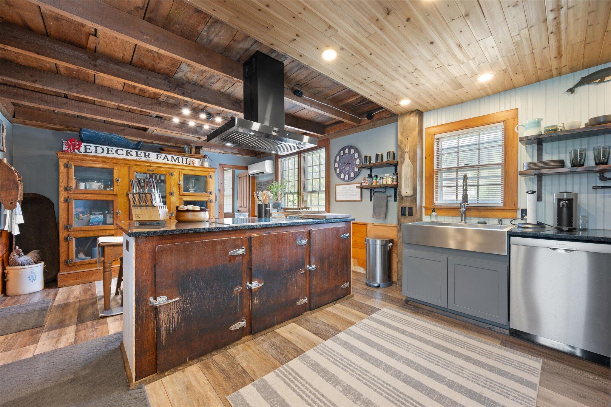 2103 Highway 1 Sullivan, ME 04664 - Photo 17 of 49 Kitchen