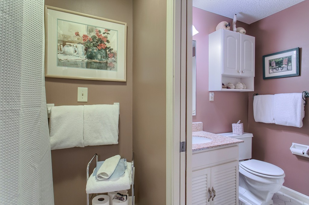164 Village Post Road, Unit 164 Danvers, MA 01923 - Photo 14 of 26 Gallery Image 14