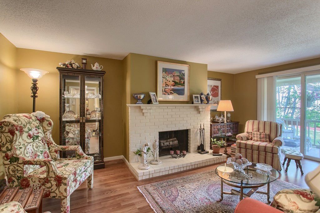 164 Village Post Road, Unit 164 Danvers, MA 01923 - Photo 4 of 26 Gallery Image 4
