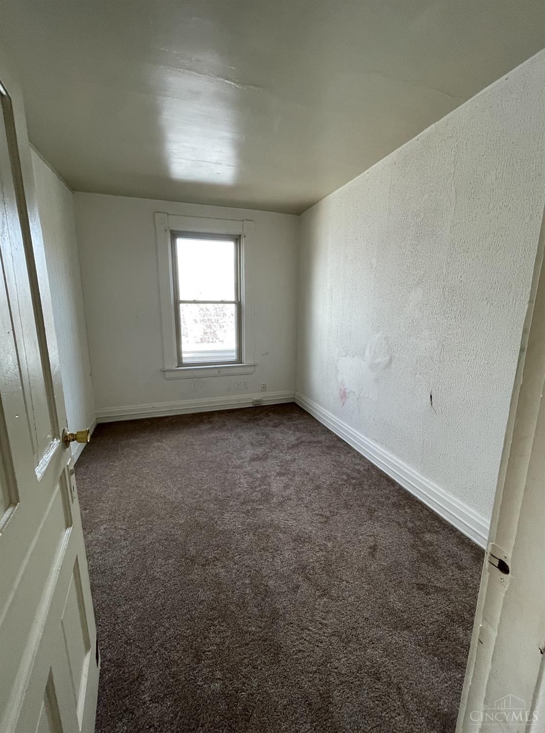 8803 Reading Road Cincinnati, OH 45215 - Photo 8 of 13 Gallery Image 8