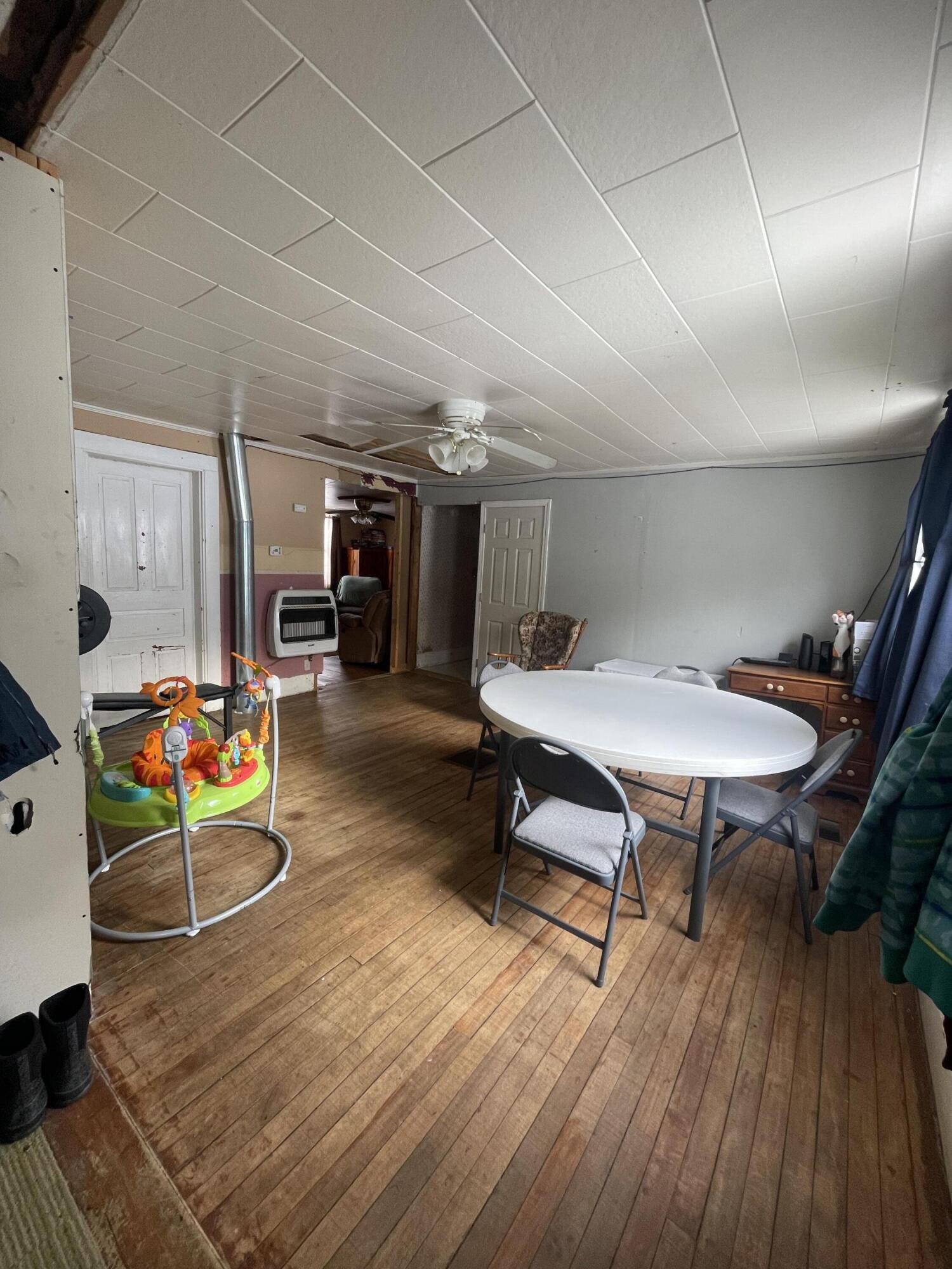 47 Enfield Road Lincoln, ME 04457 - Photo 7 of 16 IMG_9748