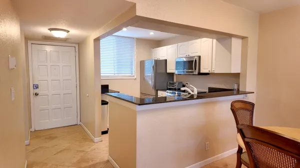 $1,650 | 4363 Trevi Court, Unit 203, Lake Worth, FL 33467