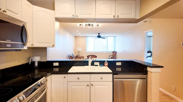 $1,650 | 4363 Trevi Court, Unit 203, Lake Worth, FL 33467