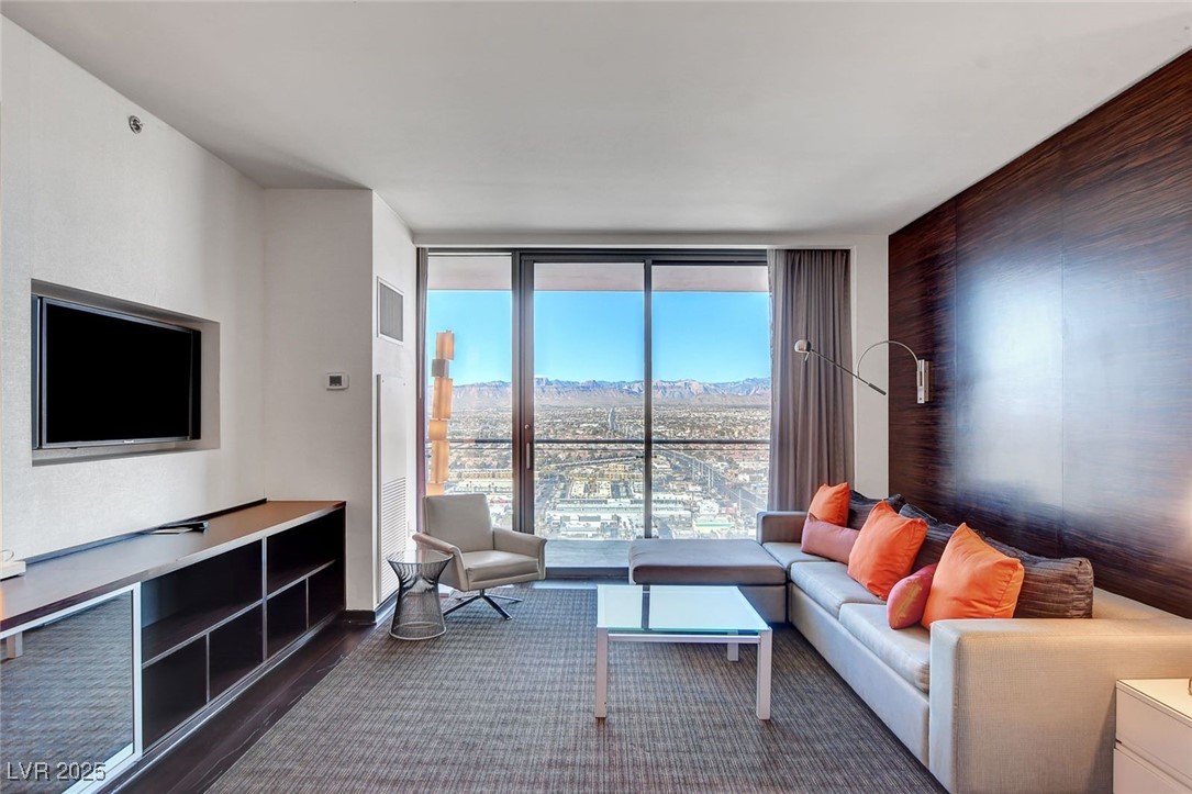 4381 West Flamingo Road, Unit 3309 Las Vegas, NV 89103 - Photo 7 of 29