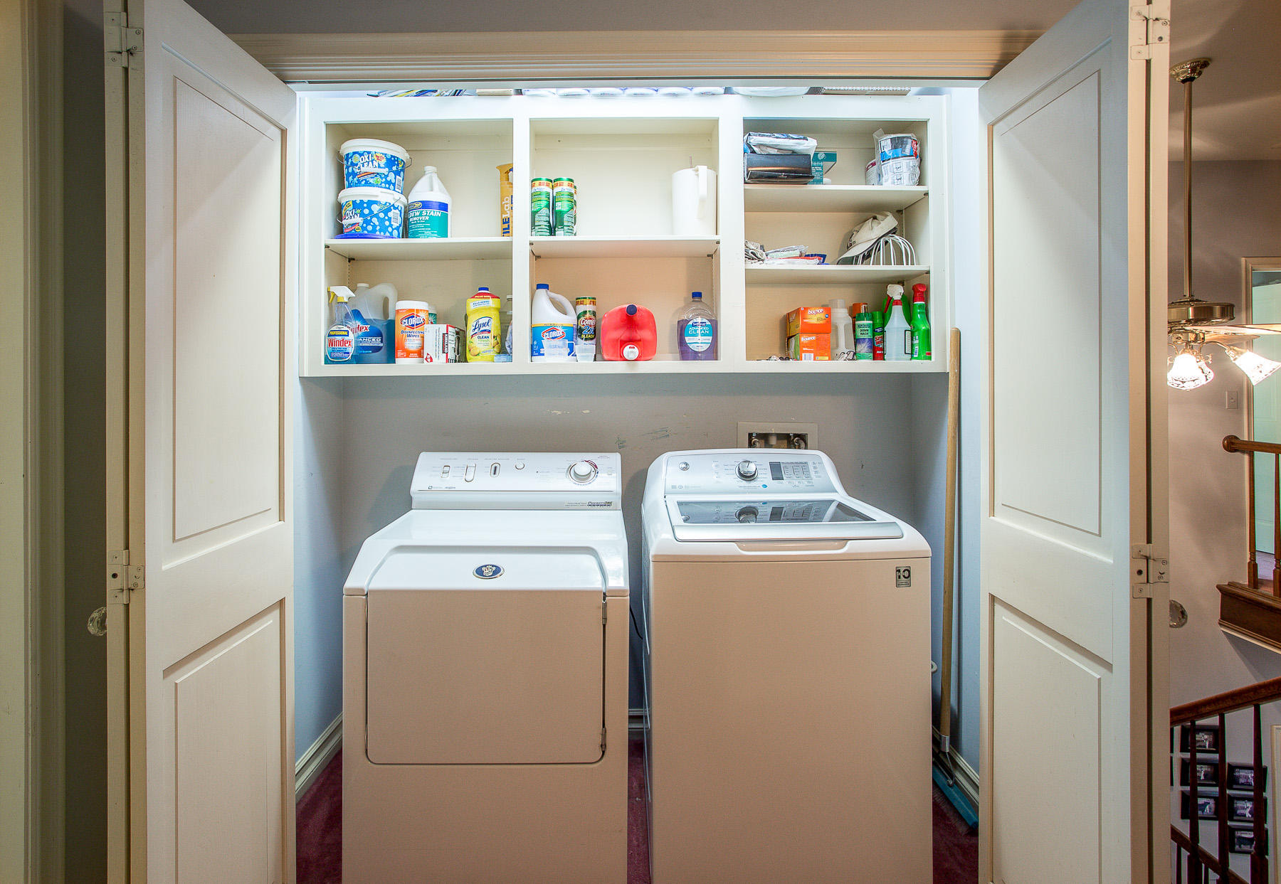 33050 Oracle Hill Road Palmdale, CA 93550 - Photo 24 of 42 upstairs-washing-area