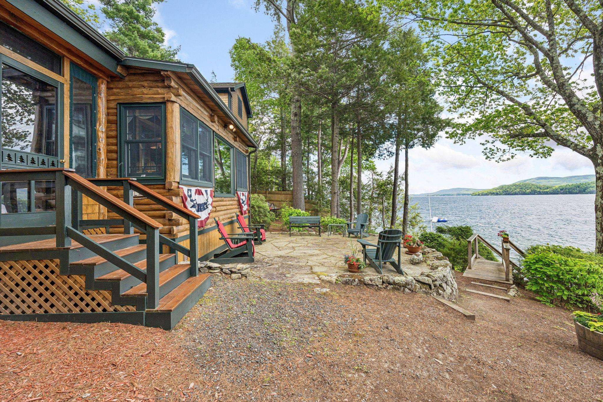 122 Broadside Road Wolfeboro, NH 03894 - Photo 19 of 34