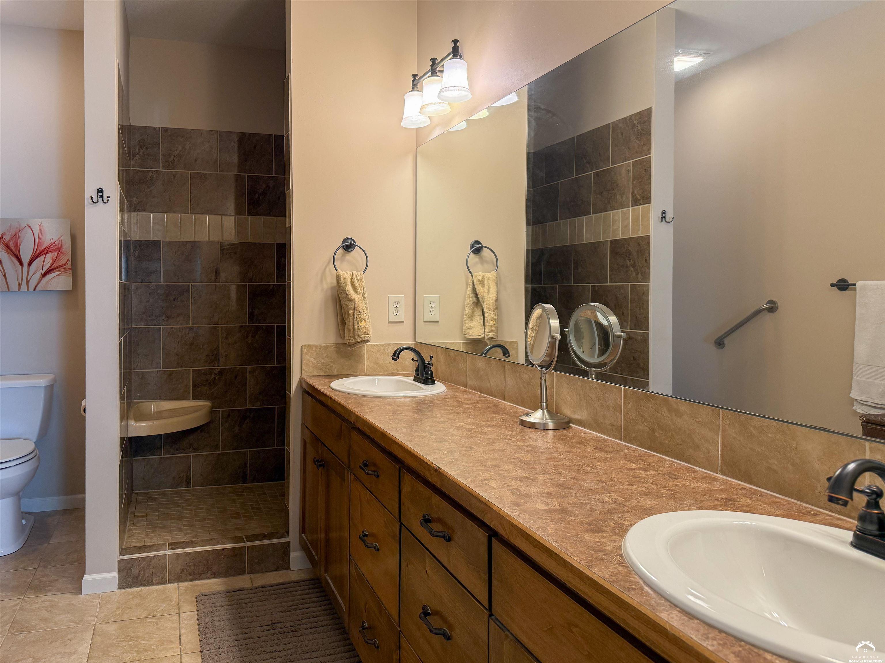 716 Coving Court Lawrence, KS 66049 - Photo 17 of 22