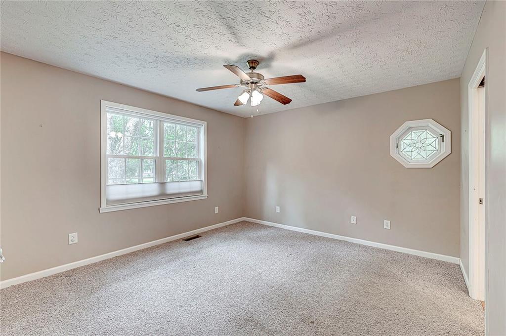 45 West Roberts Road Indianapolis, IN 46217 - Photo 14 of 45 Gallery Image 14