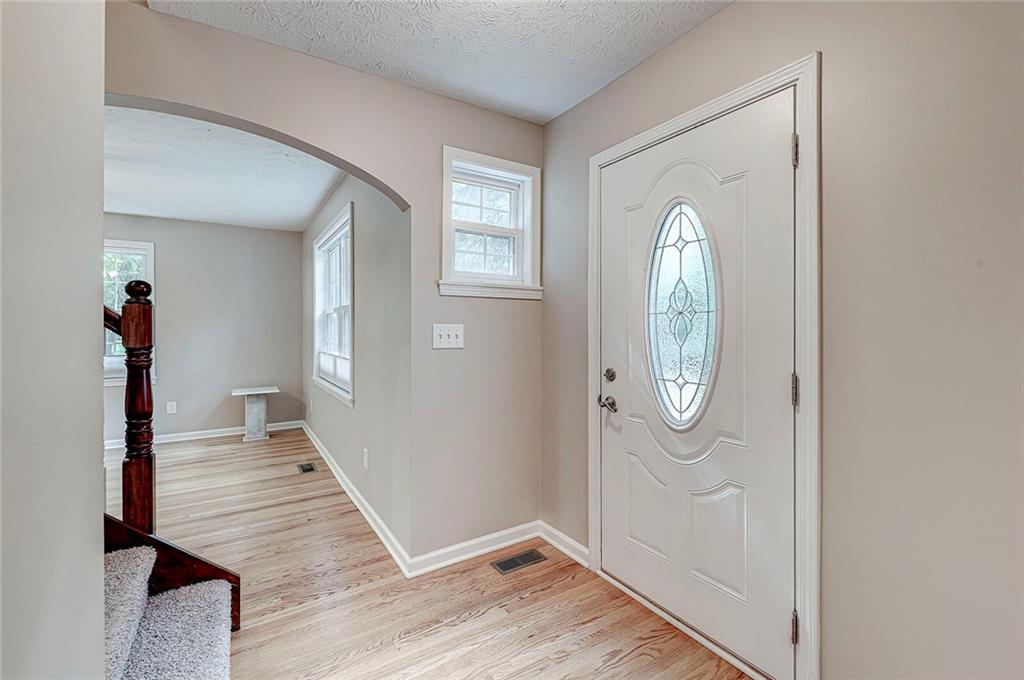 45 West Roberts Road Indianapolis, IN 46217 - Photo 19 of 45 Gallery Image 19