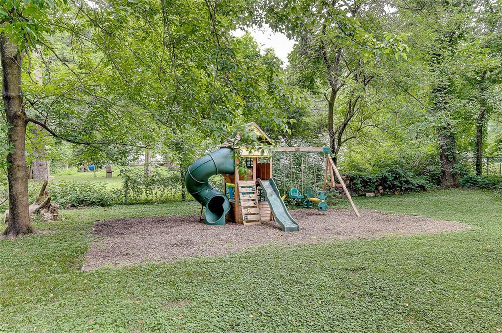 45 West Roberts Road Indianapolis, IN 46217 - Photo 41 of 45 Gallery Image 41