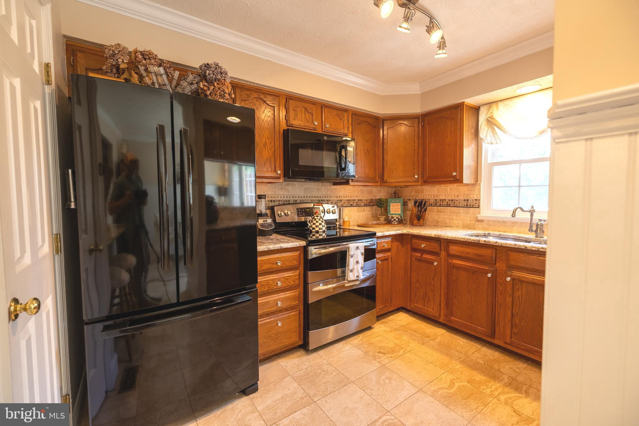 14084 Winding Ridge Lane Centreville, VA 20121 - Photo 22 of 48 Updated appliances