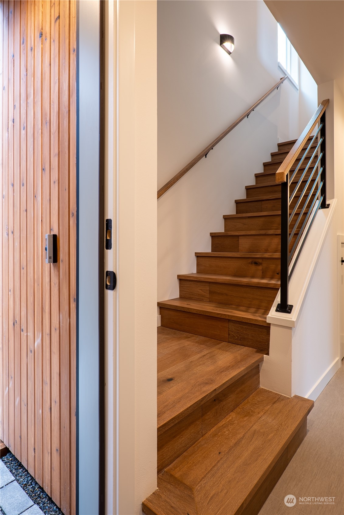 5612 Keystone Place North, Unit B Seattle, WA 98103 - Photo 10 of 23 Gallery Image 10