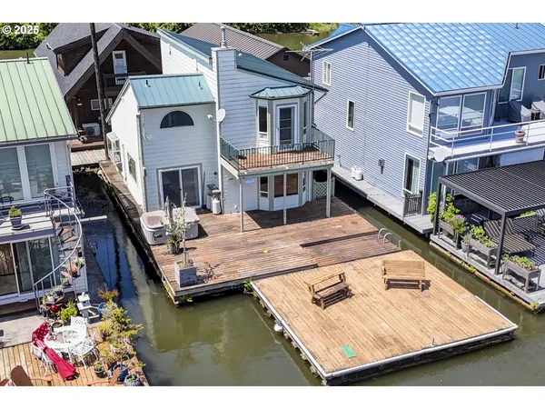 $439,000 | 26400 Northwest St Helens Road, Unit 57, Scappoose, OR 97056