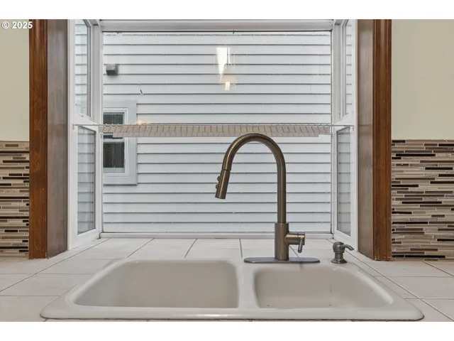 $439,000 | 26400 Northwest St Helens Road, Unit 57, Scappoose, OR 97056