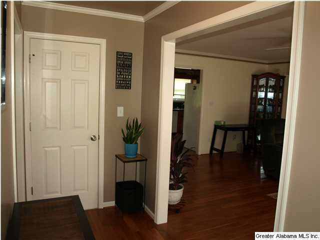 1824 Hillcrest Road Northeast Birmingham, AL 35215 - Photo 23 of 28