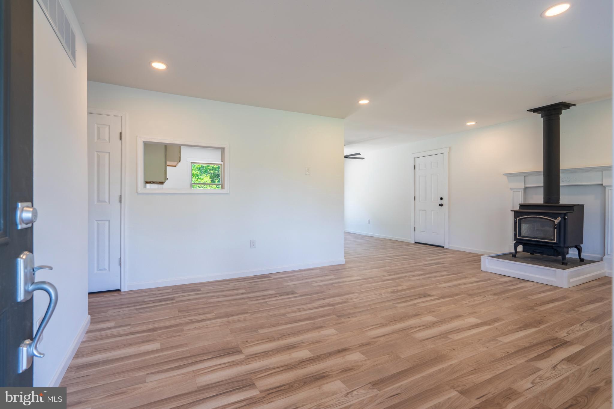 1180 Station Road Palm, PA 18070 - Photo 5 of 41