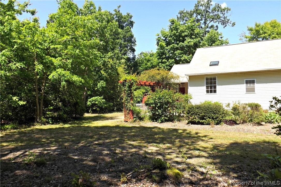 172 Moores Pointe Road Deltaville, VA 23043 - Photo 3 of 43 Gallery Image 3