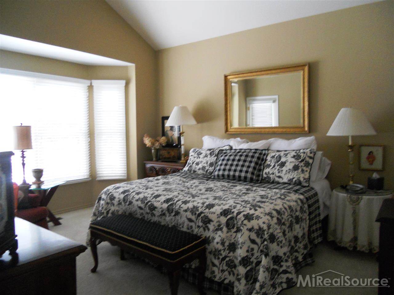 5140 Brecon Court, Unit 52 Rochester, MI 48306 - Photo 14 of 28 31229388-13.JPG
