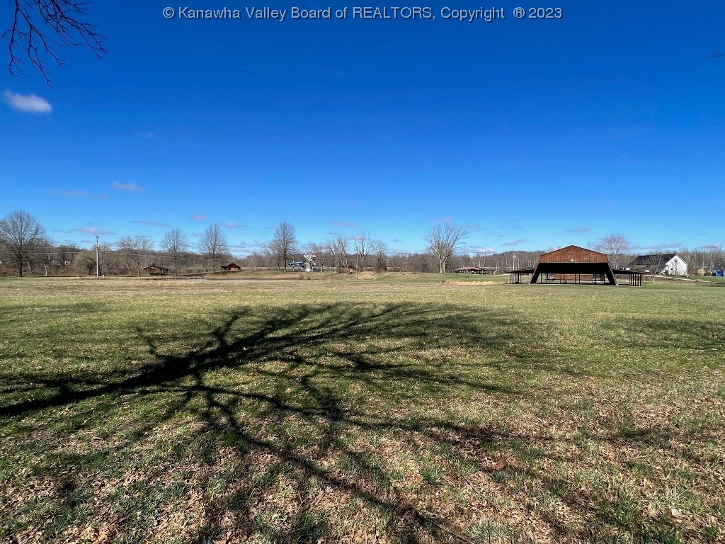 660 Fox Fire Road Milton, WV 25541 - Photo 5 of 24 Gallery Image 5