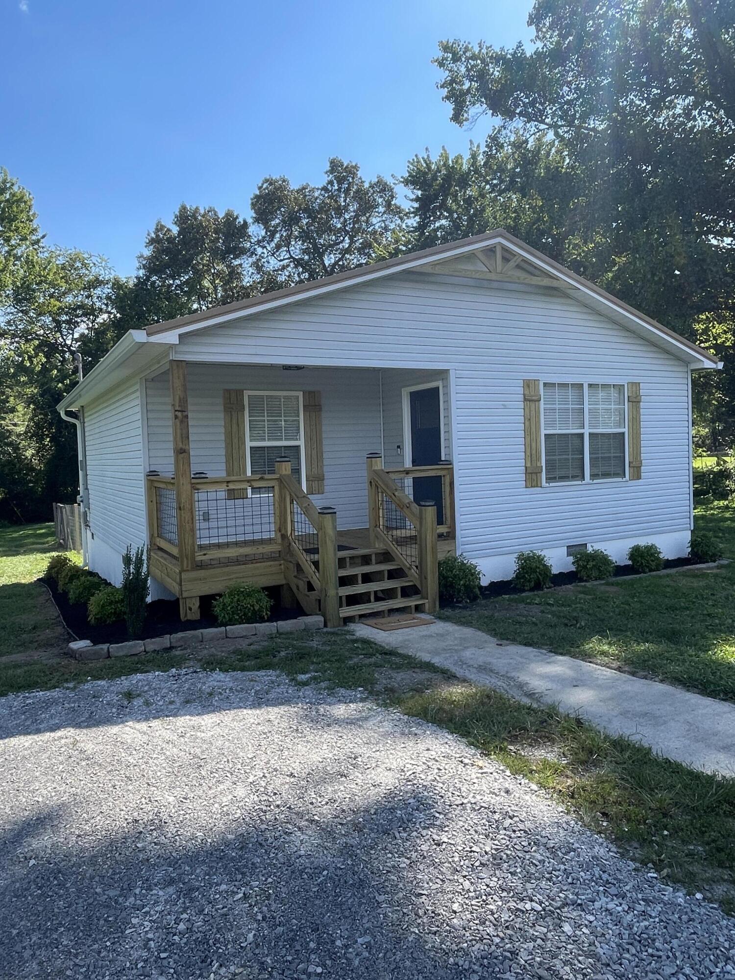82 Curtis Road Pikeville, TN 37367 - Photo 1 of 7 82 Curtis Rd