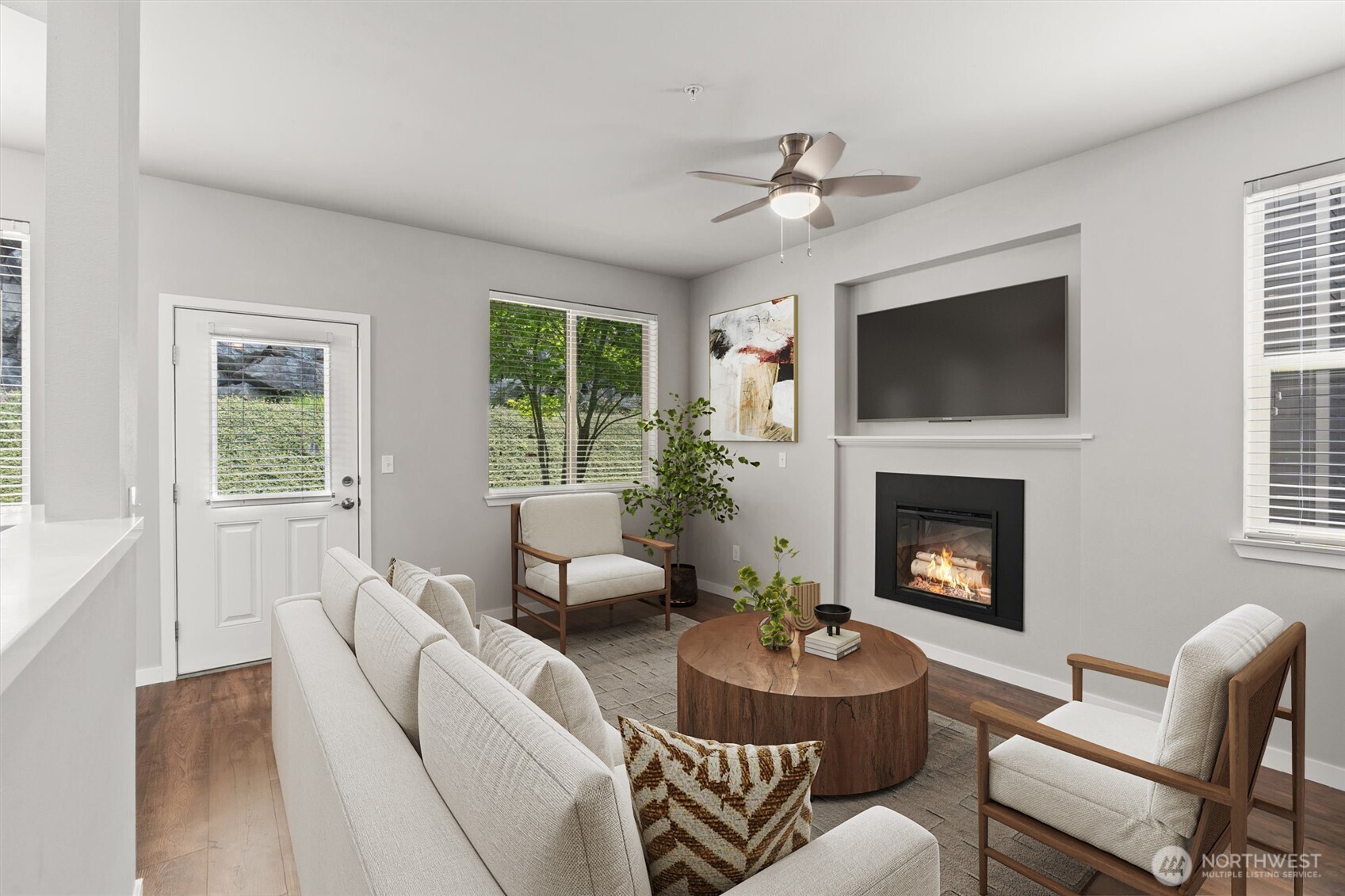 1900 Weaver Road, Unit C106 Snohomish, WA 98290 - Photo 3 of 32 Gallery Image 3