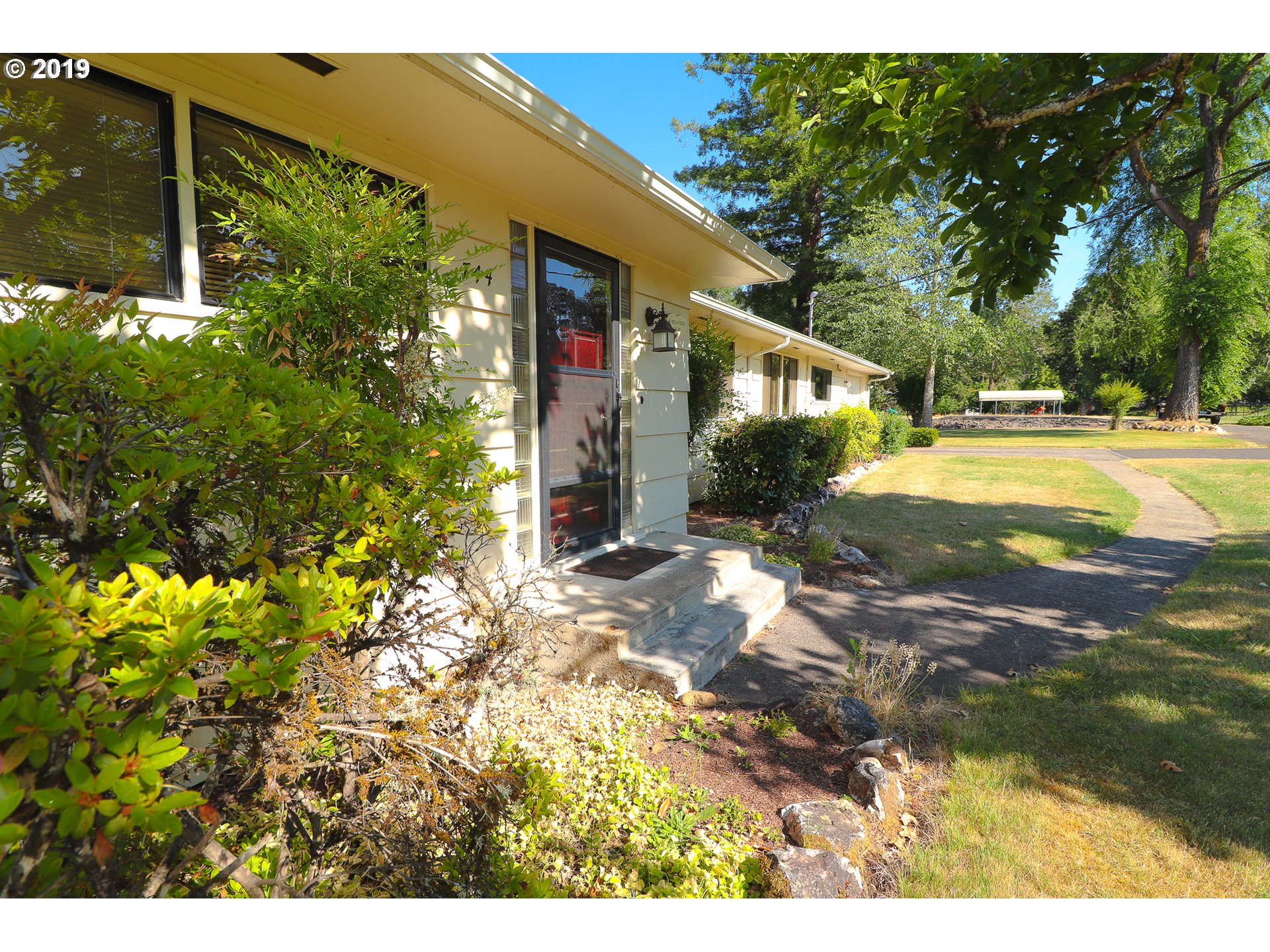 744 River Bend Road Roseburg, OR 97471 - Photo 25 of 32 Gallery Image 25