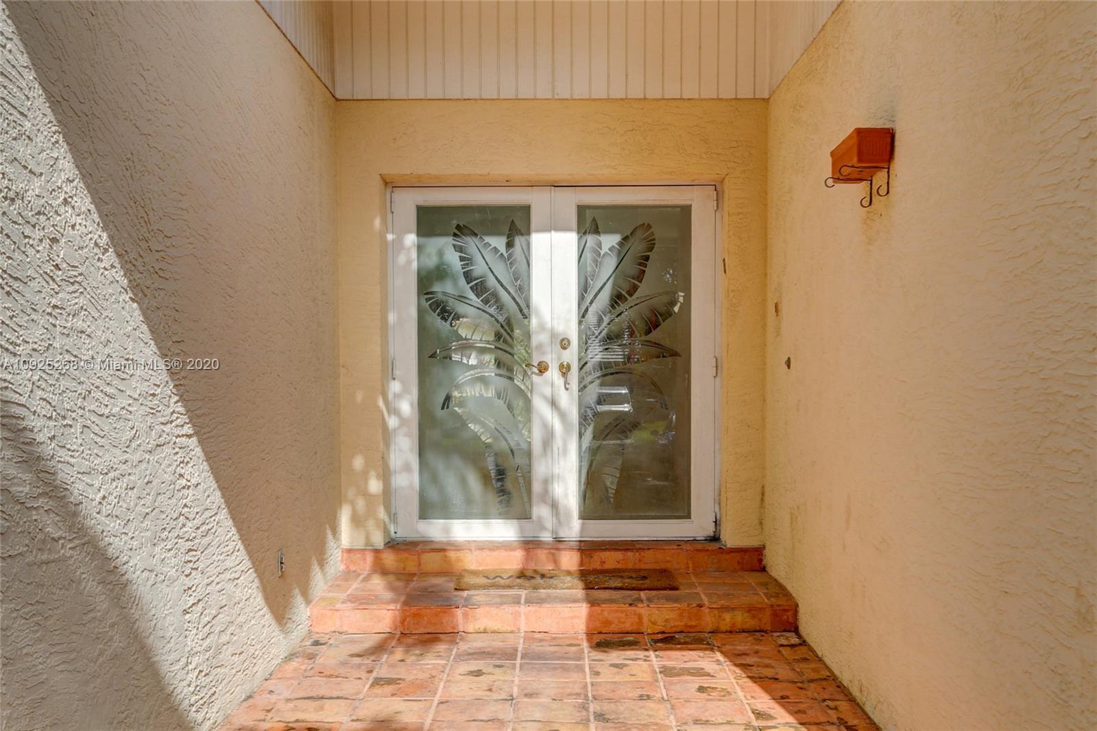3501 North Park Road Hollywood, FL 33021 - Photo 4 of 30 a view of a door in the house