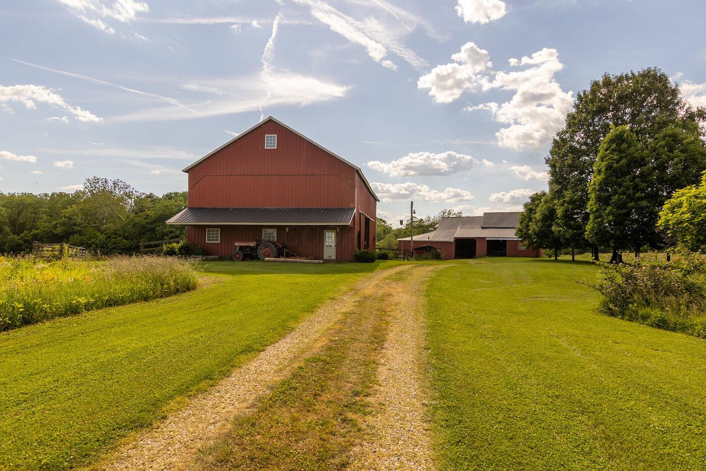 5565 Stringtown Road Northwest Baltimore, OH 43105 - Photo 9 of 106