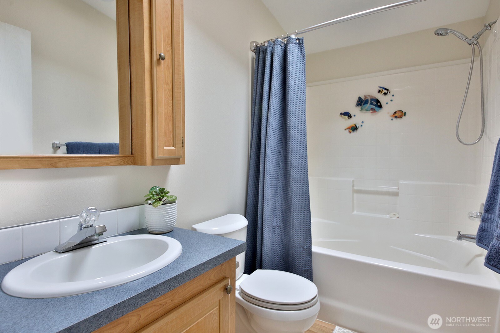 3670 South Smugglers Cove Road Greenbank, WA 98253 - Photo 22 of 29