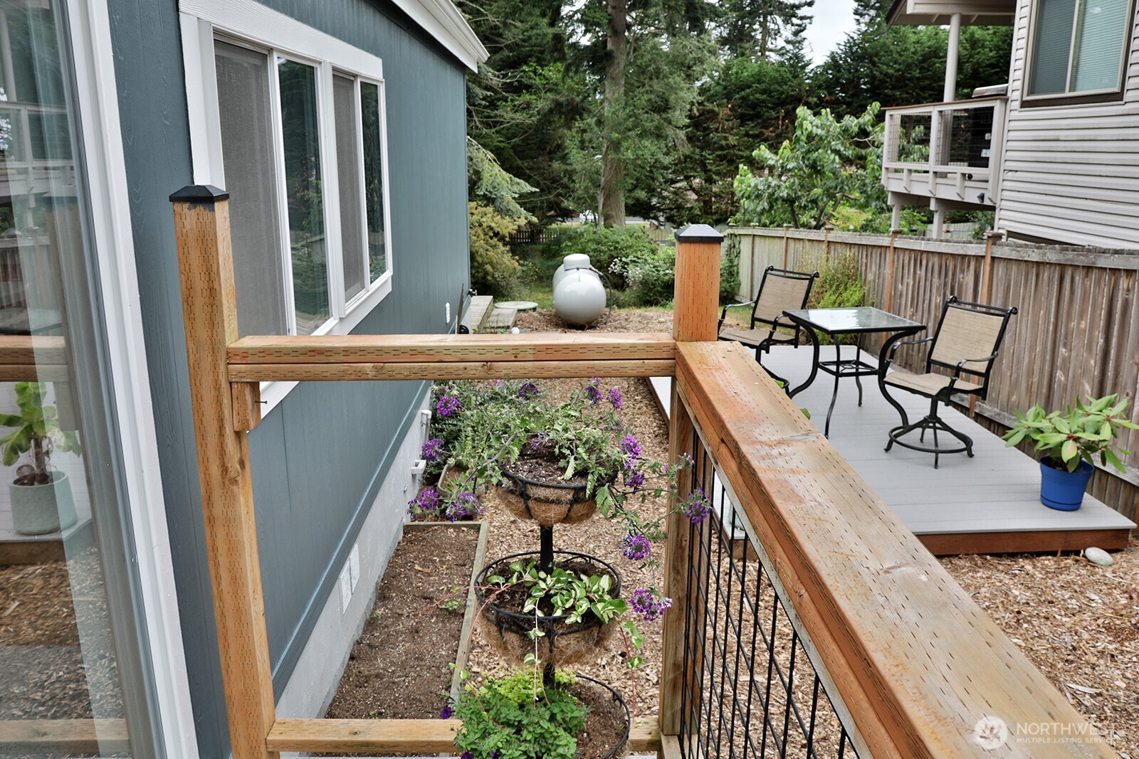 3670 South Smugglers Cove Road Greenbank, WA 98253 - Photo 5 of 29