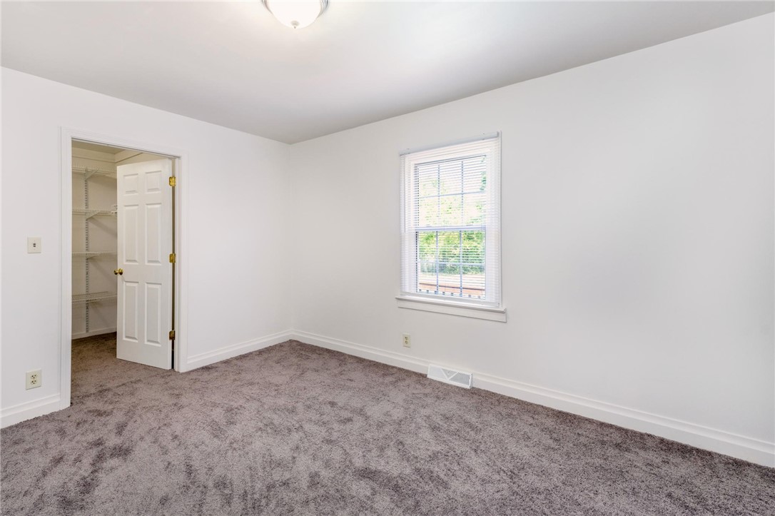 963 Johnson Road Easley, SC 29642 - Photo 32 of 41