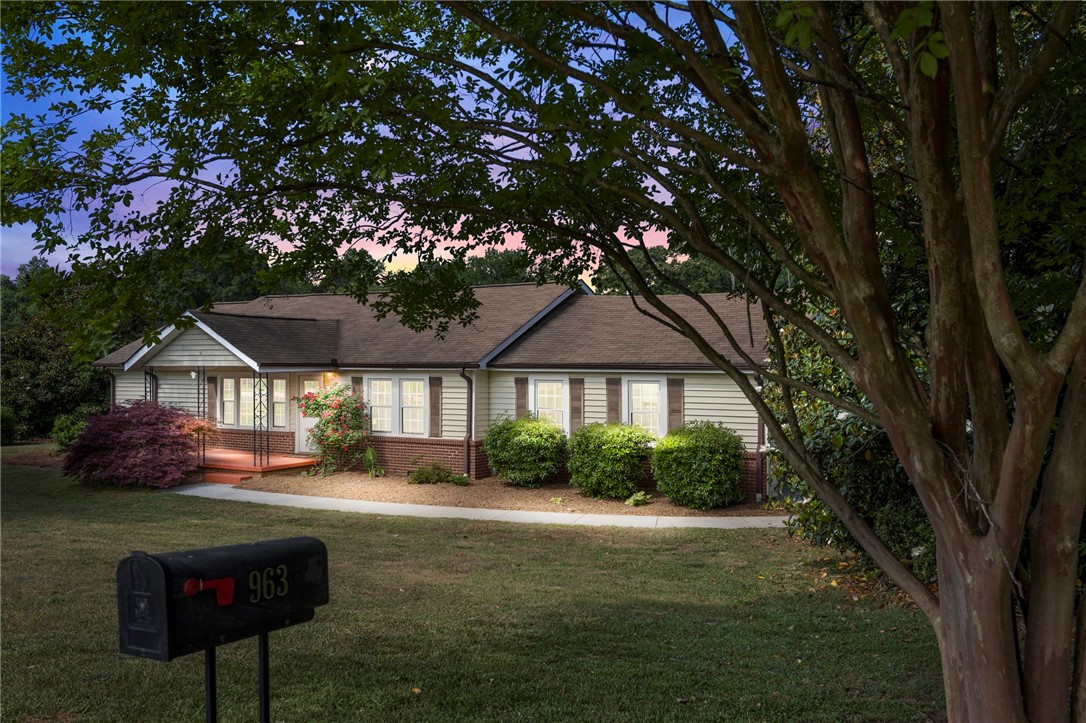 963 Johnson Road Easley, SC 29642 - Photo 38 of 41