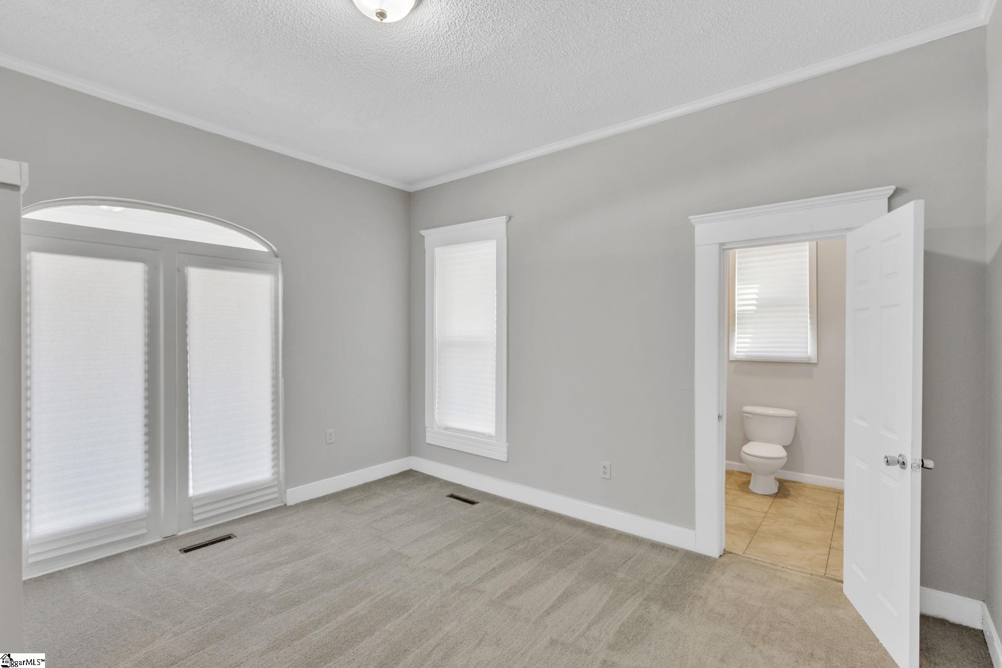 726 Union Street Gaffney, SC 29340 - Photo 4 of 28 Gallery Image 4
