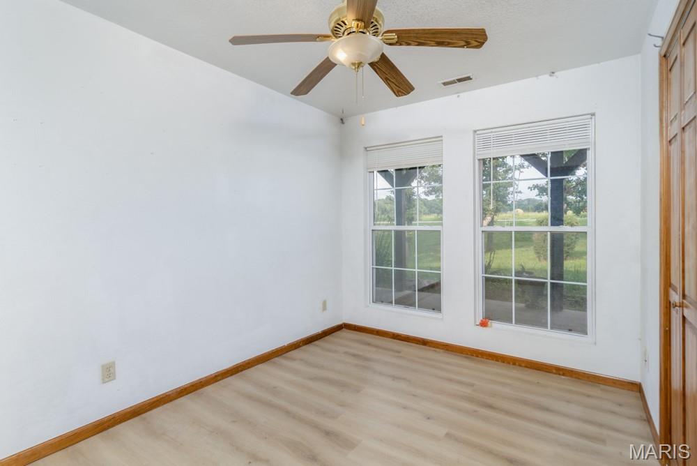 19395 Ripley Drive Lebanon, MO 65536 - Photo 14 of 24