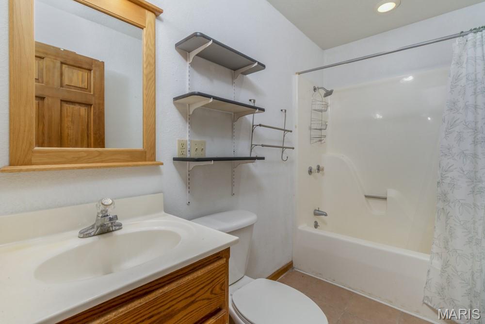 19395 Ripley Drive Lebanon, MO 65536 - Photo 19 of 24