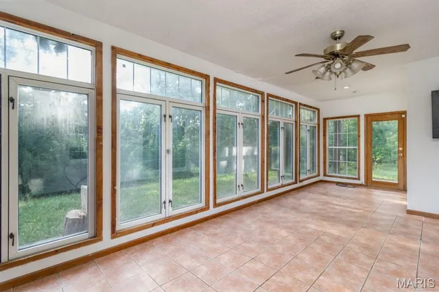 $269,900 | 19395 Ripley Drive, Lebanon, MO 65536