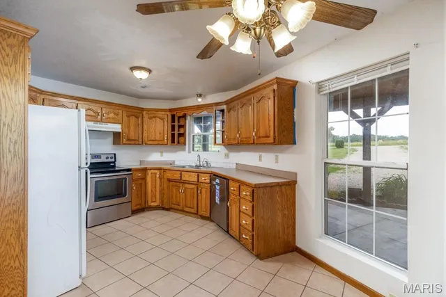 $269,900 | 19395 Ripley Drive, Lebanon, MO 65536