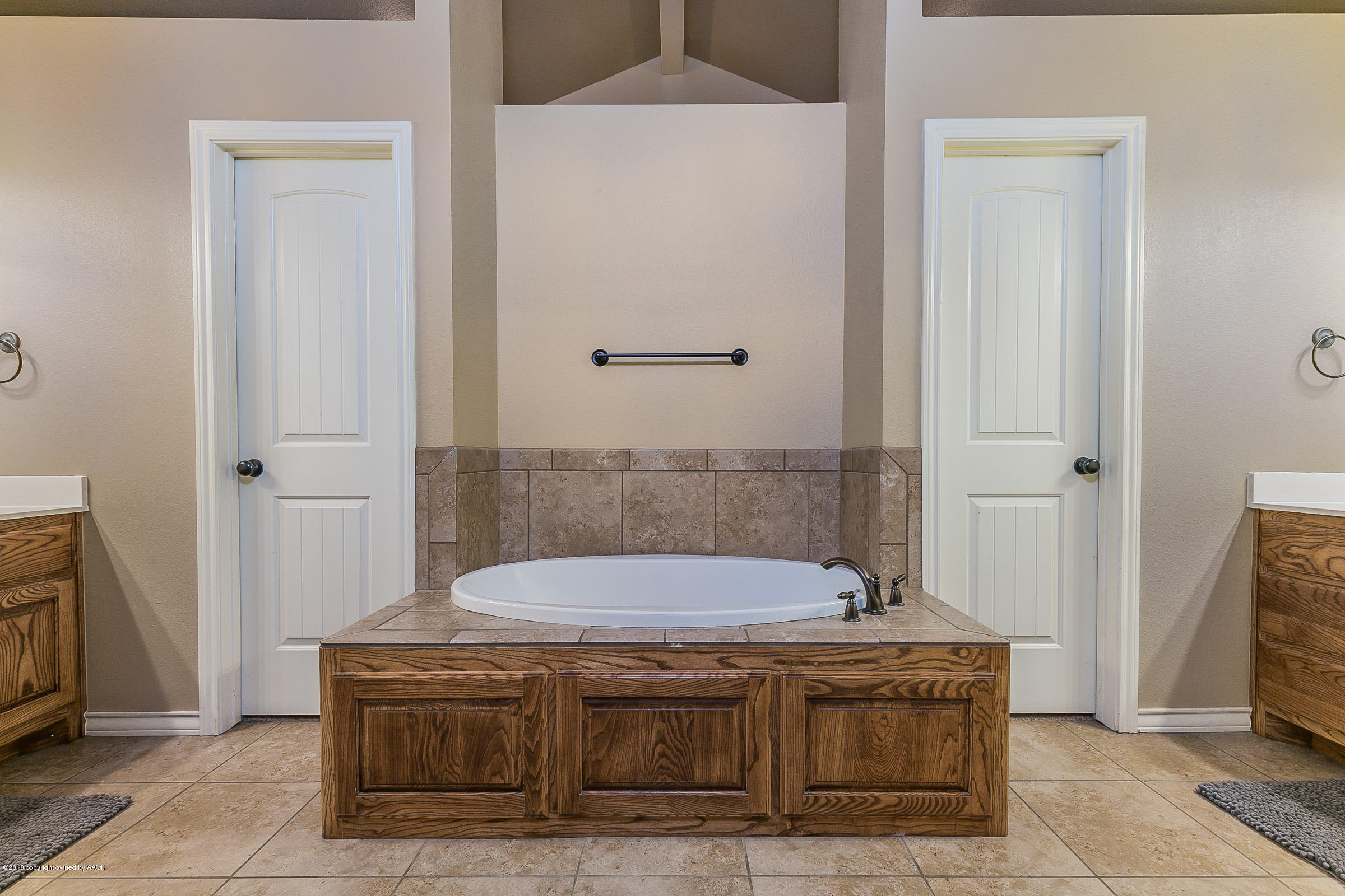 18300 Hidden Springs Road Amarillo, TX 79124 - Photo 16 of 30 Master Bathroom