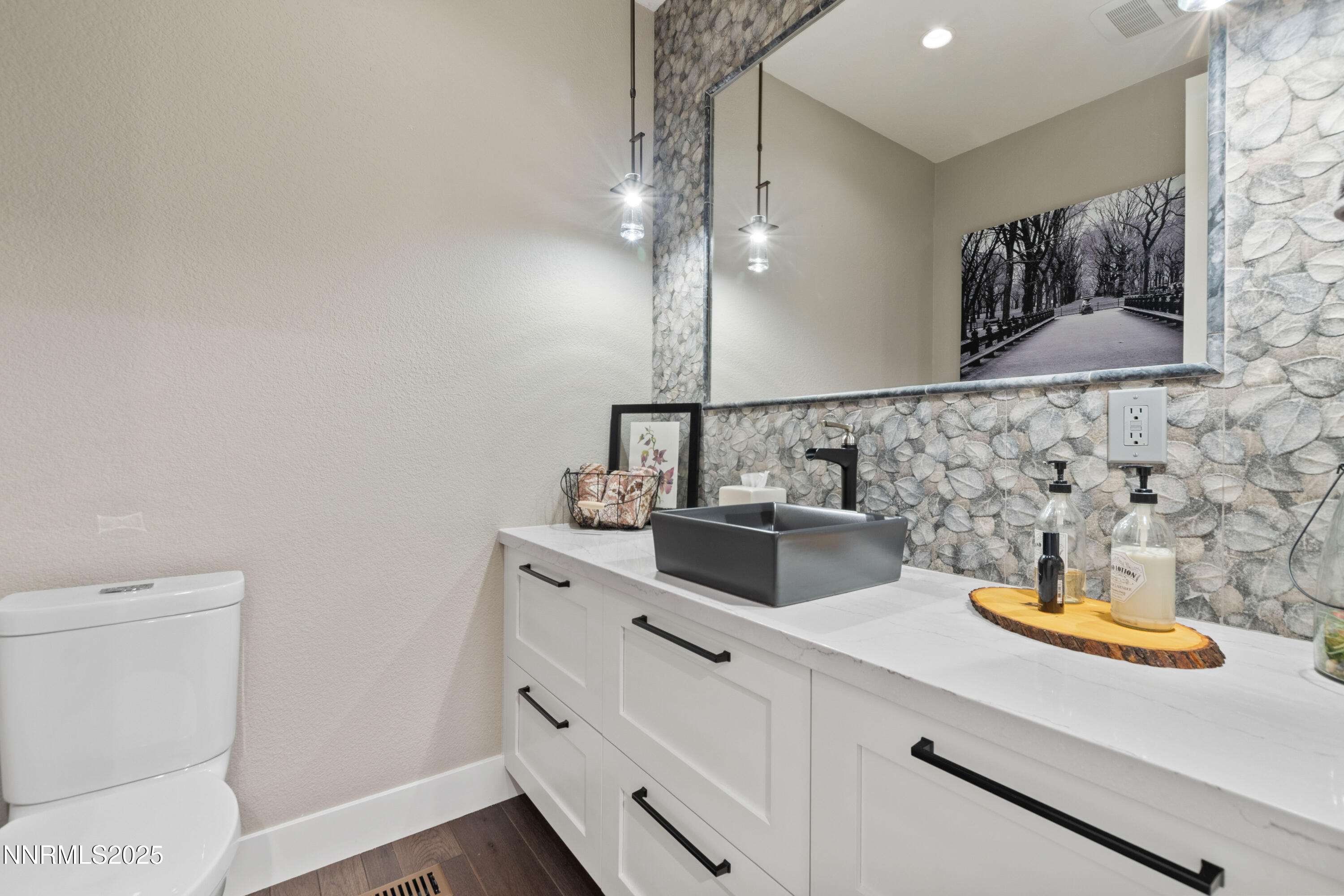 8360 Cinnamon Ridge Lane Reno, NV 89523 - Photo 14 of 38 8360 Cinnamon Ridge Lane (20 of 51)