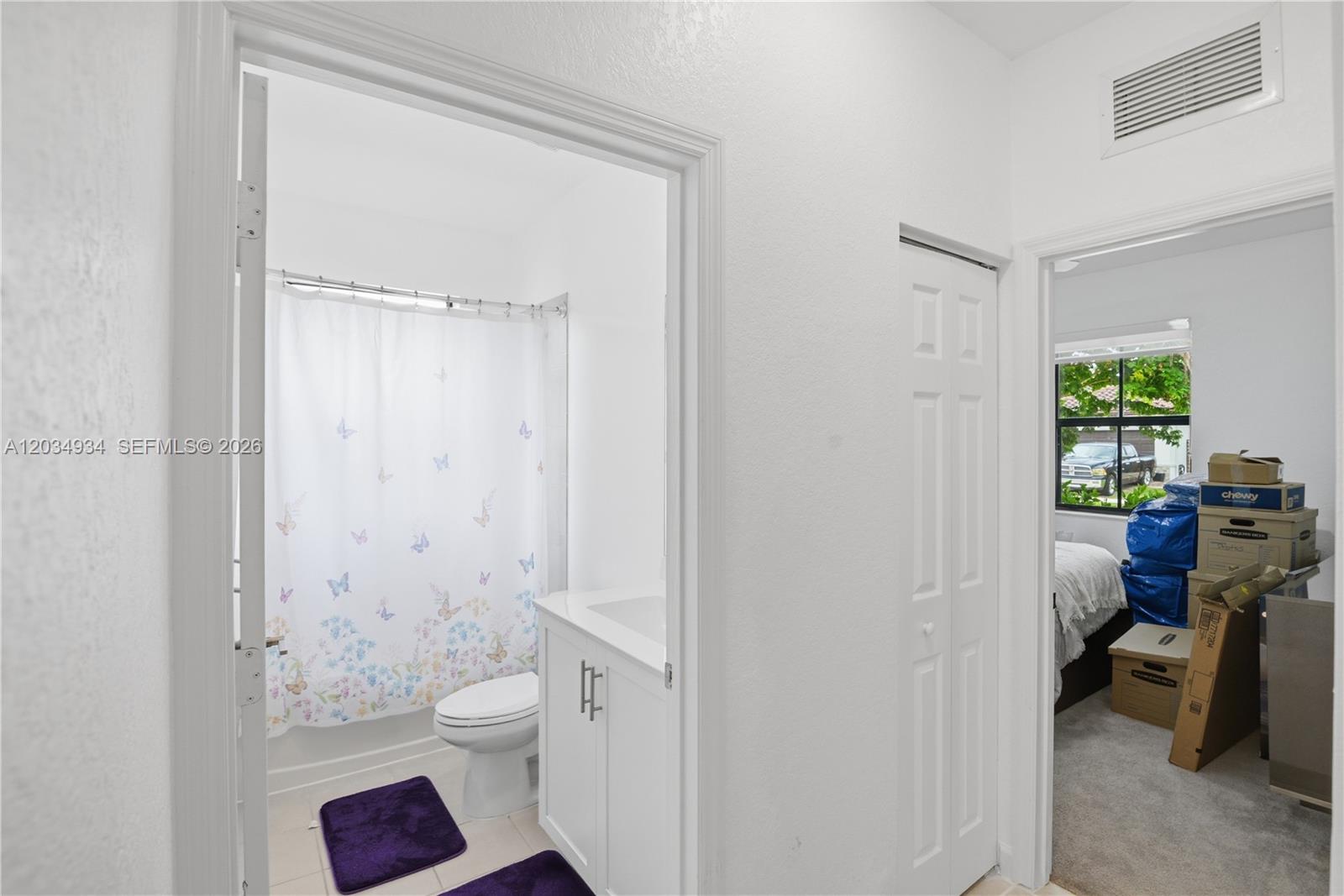 12831 Southwest 229th Street Miami, FL 33170 - Photo 5 of 38