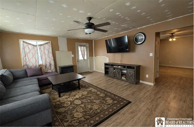 $179,900 | 2562 E Road, Charlotte, NY 14782